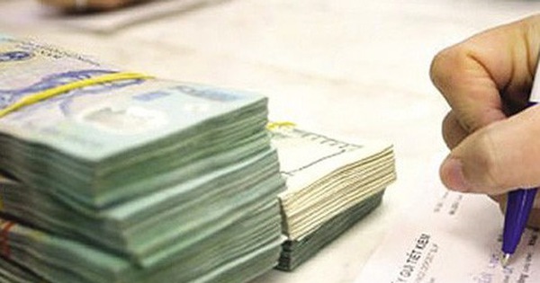 Ngân hàng đồng loạt ngừng nhận tiền gửi tiết kiệm của người nước ngoài