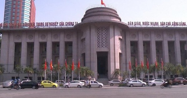 Thanh khoản bớt căng, NHNN hút ròng gần 14.000 tỷ khỏi thị trường