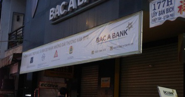 Điều tra vụ nam thanh niên đột nhập Ngân hàng Bắc Á khiến nhiều người khiếp sợ