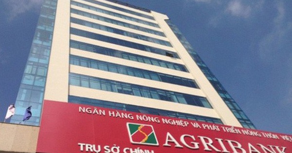 Agribank vượt loạt ngân hàng để lên vị trí á quân lợi nhuận trong 6 tháng đầu năm, lương bình quân nhân viên cũng vọt lên 27,5 triệu đồng/tháng