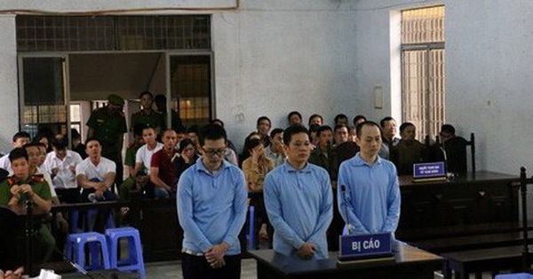 Bất ngờ hoãn xét xử vụ “người sống gánh nợ 170 tỉ cho người chết” tại Agribank Tân An