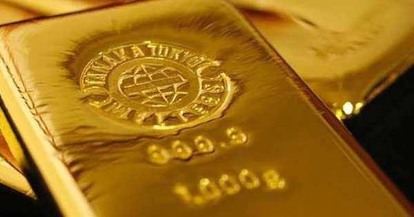 Giá vàng tăng nóng, dự báo tăng chọc thủng đỉnh kỉ lục 1.700 USD/ounce