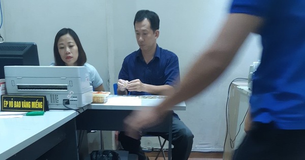 Giá vàng thất thường, người bán nhiều hơn người mua
