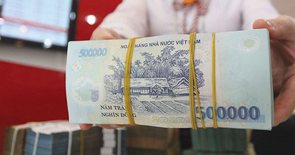 Bốn dấu hiệu phản ánh ngân hàng bước vào đoạn “thừa tiền”