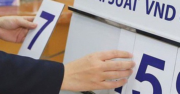 Ngân hàng nào dẫn đầu trên 'đường đua' lãi suất tiền gửi?