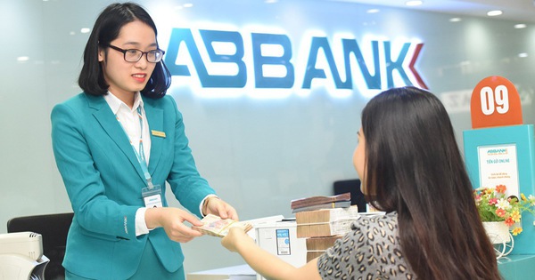 Ngân hàng “rộng cửa” cho vay tiêu dùng nhằm hạn chế tín dụng đen