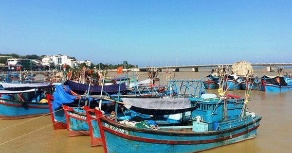 Nhiều chủ tàu cá ở Nam Trung bộ bị ngân hàng kiện đòi nợ