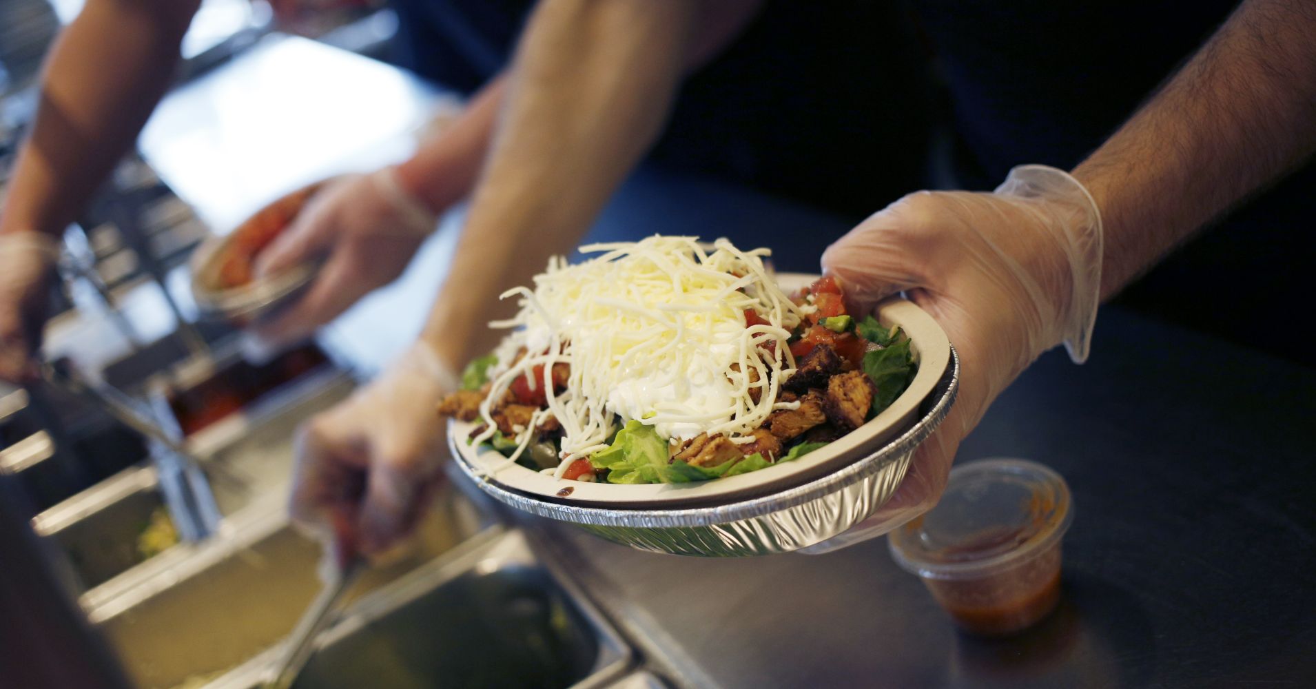 Chipotle's stock drops 6% after disclosing subpoena related to 2018 illness incident