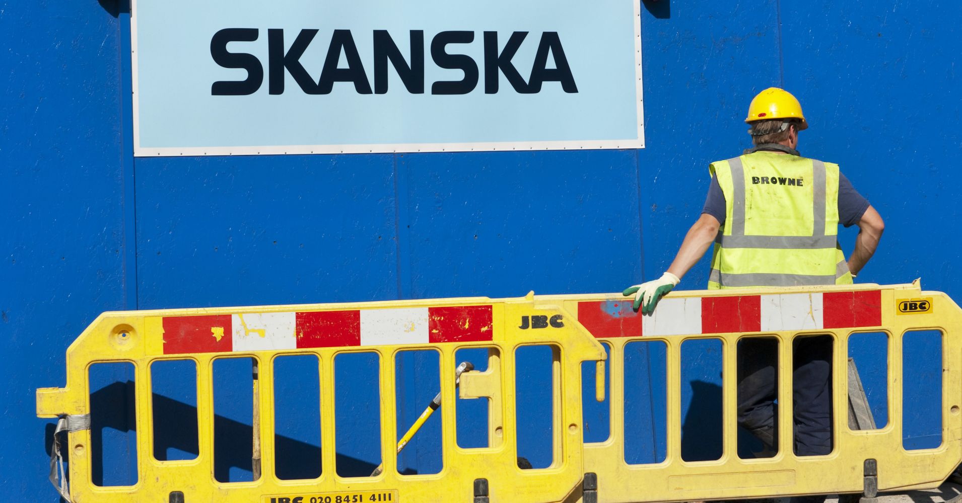Skanska shares drop on builder's surprise Q1 profit drop