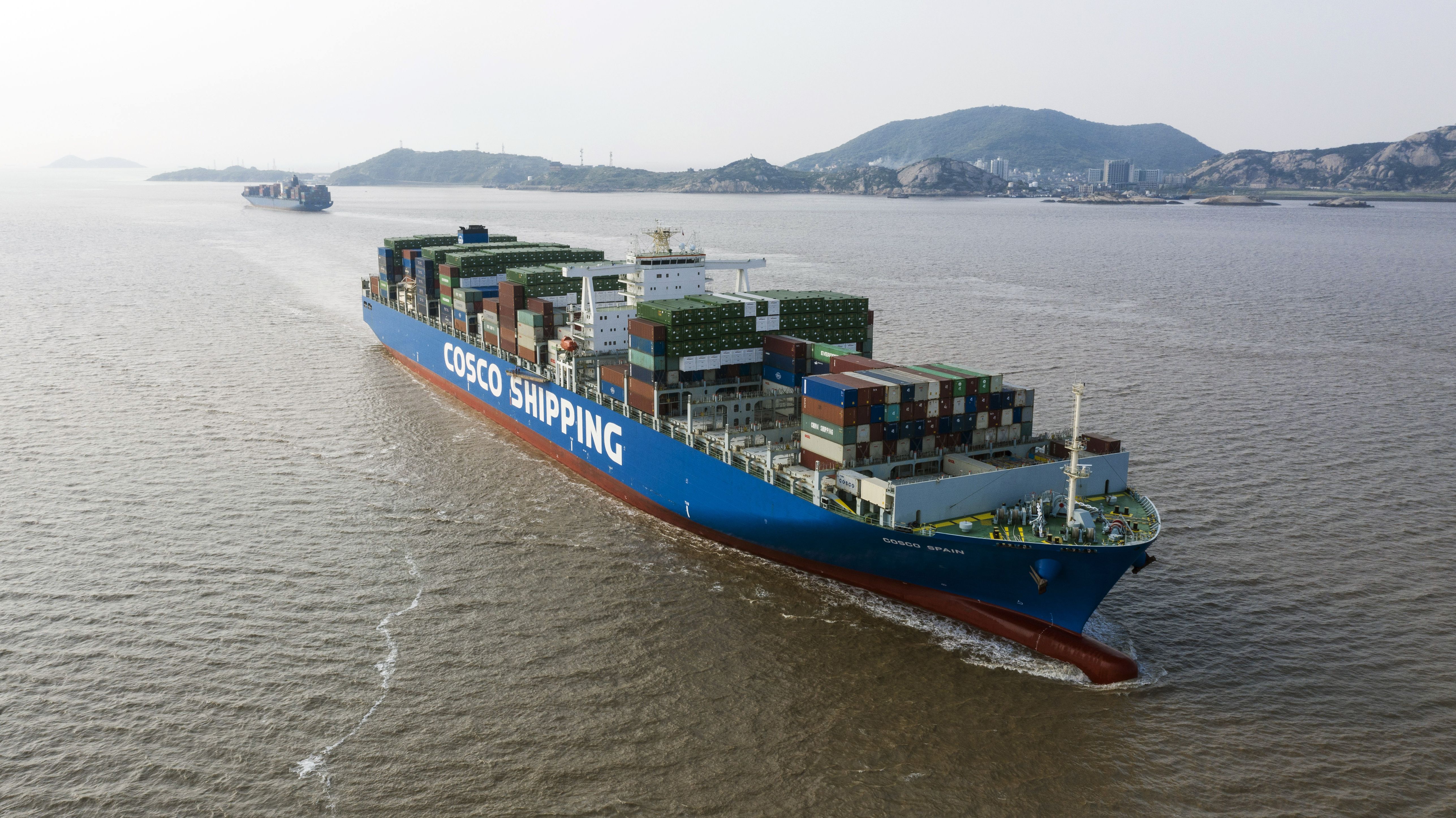 Major banks set new lending standards for shipping industry to cut CO2 emissions