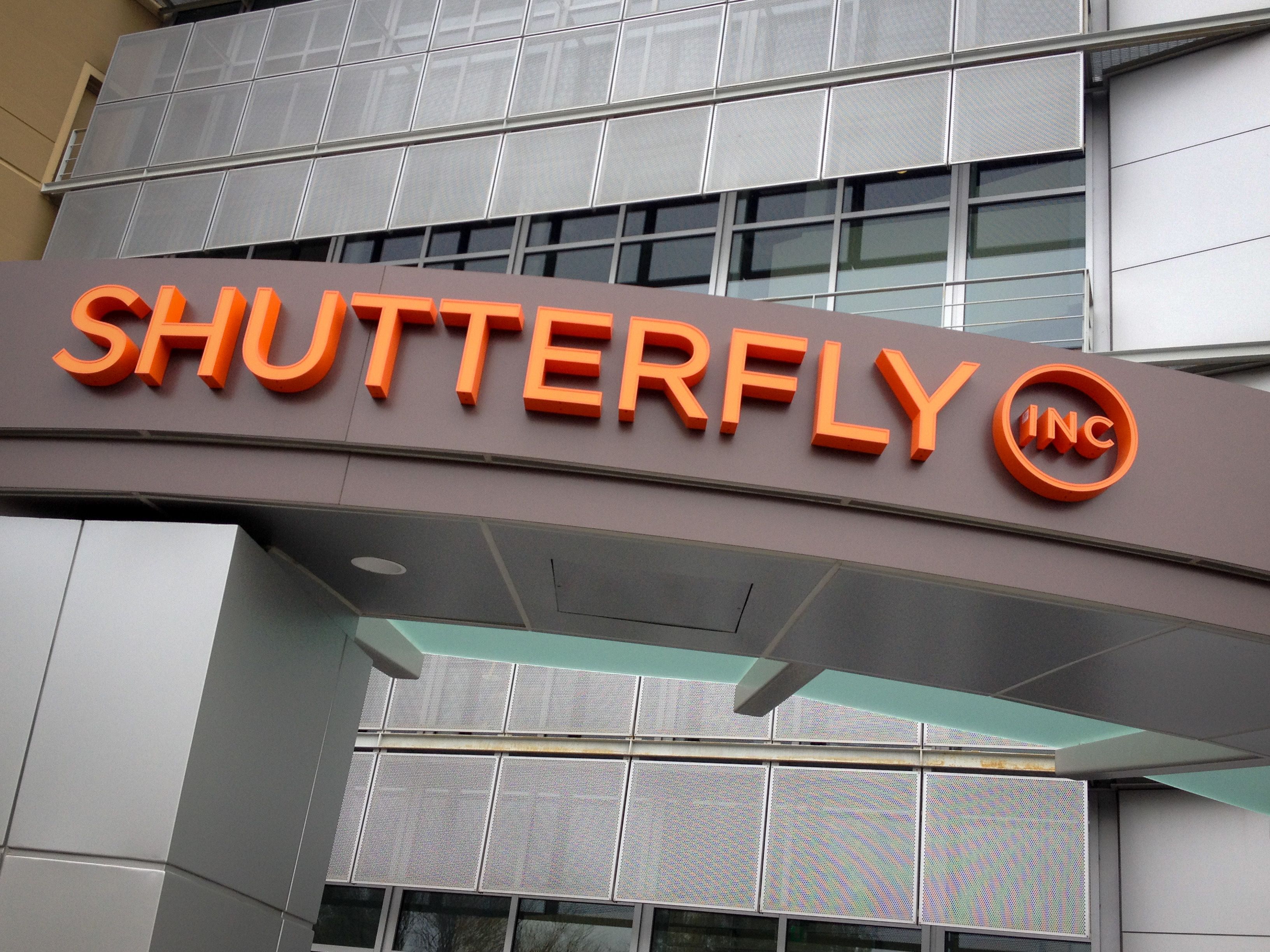 Shutterfly strikes take-private deal with Apollo Global