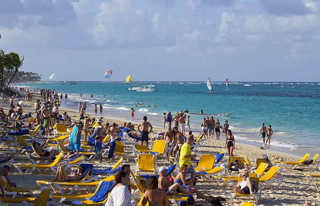 US tourists cancel trips to Dominican Republic following deaths