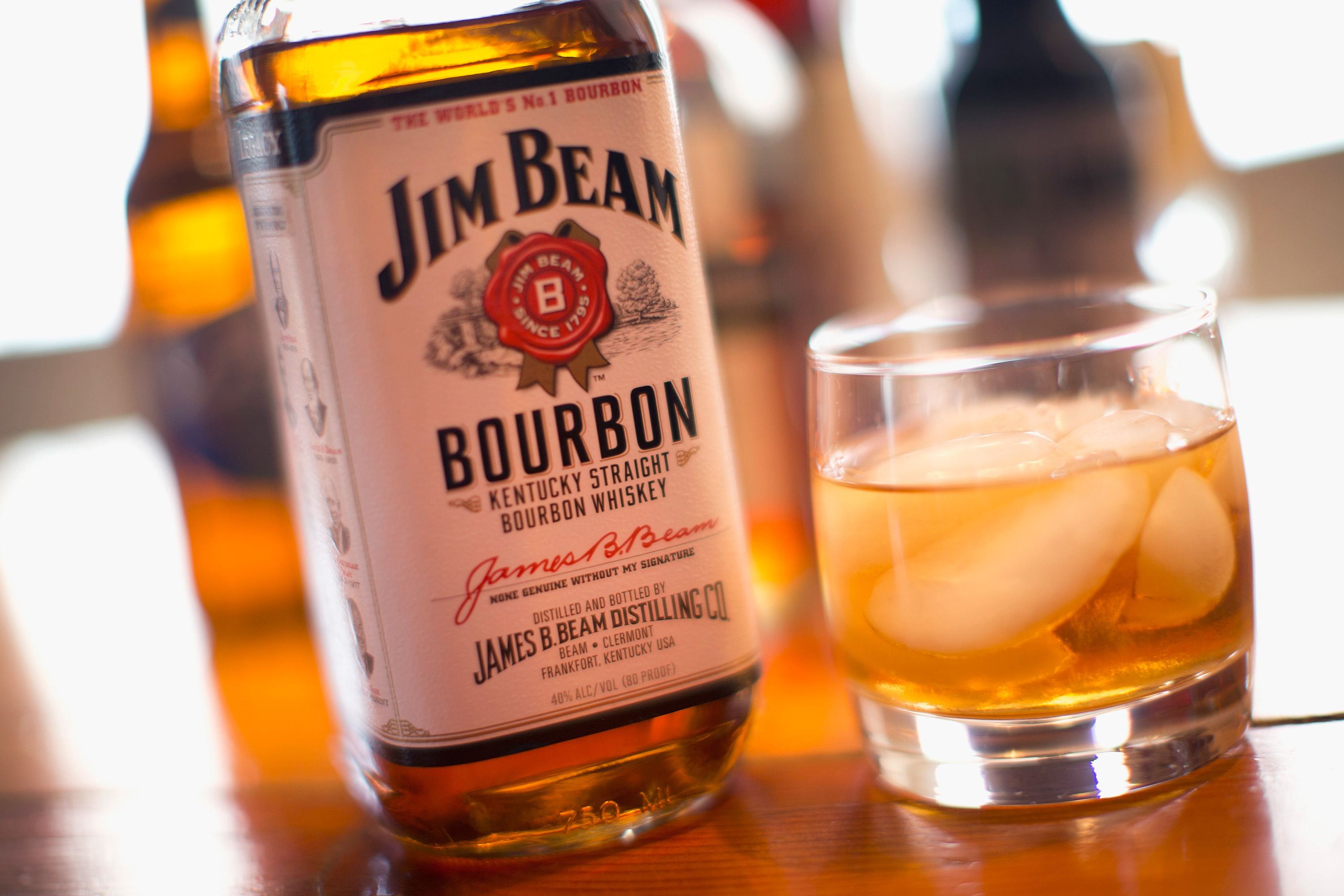 Jim Beam warehouse fire threatens 45,000 barrels of bourbon