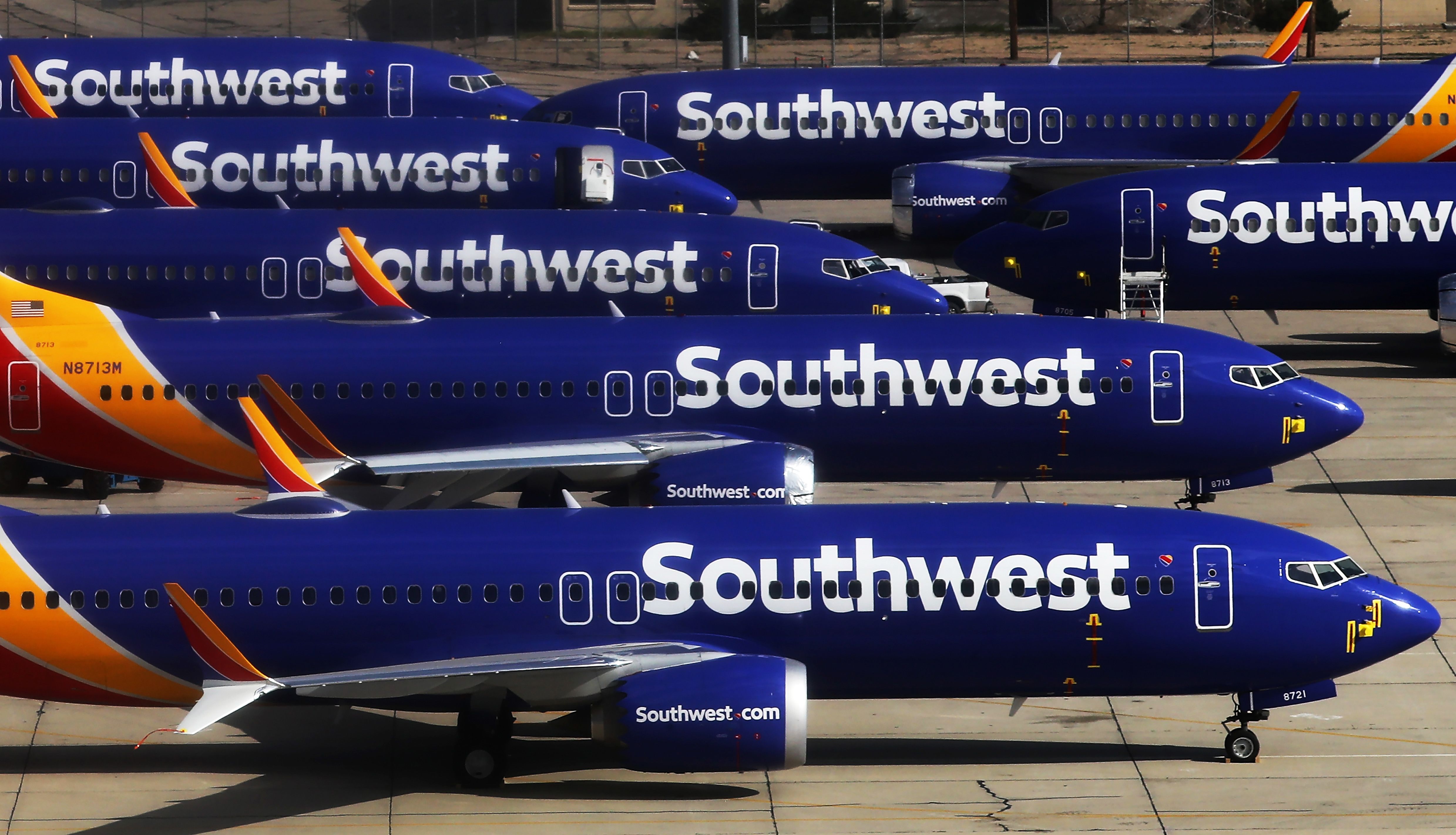 Southwest Airlines yanks Boeing 737 Max from schedules to November