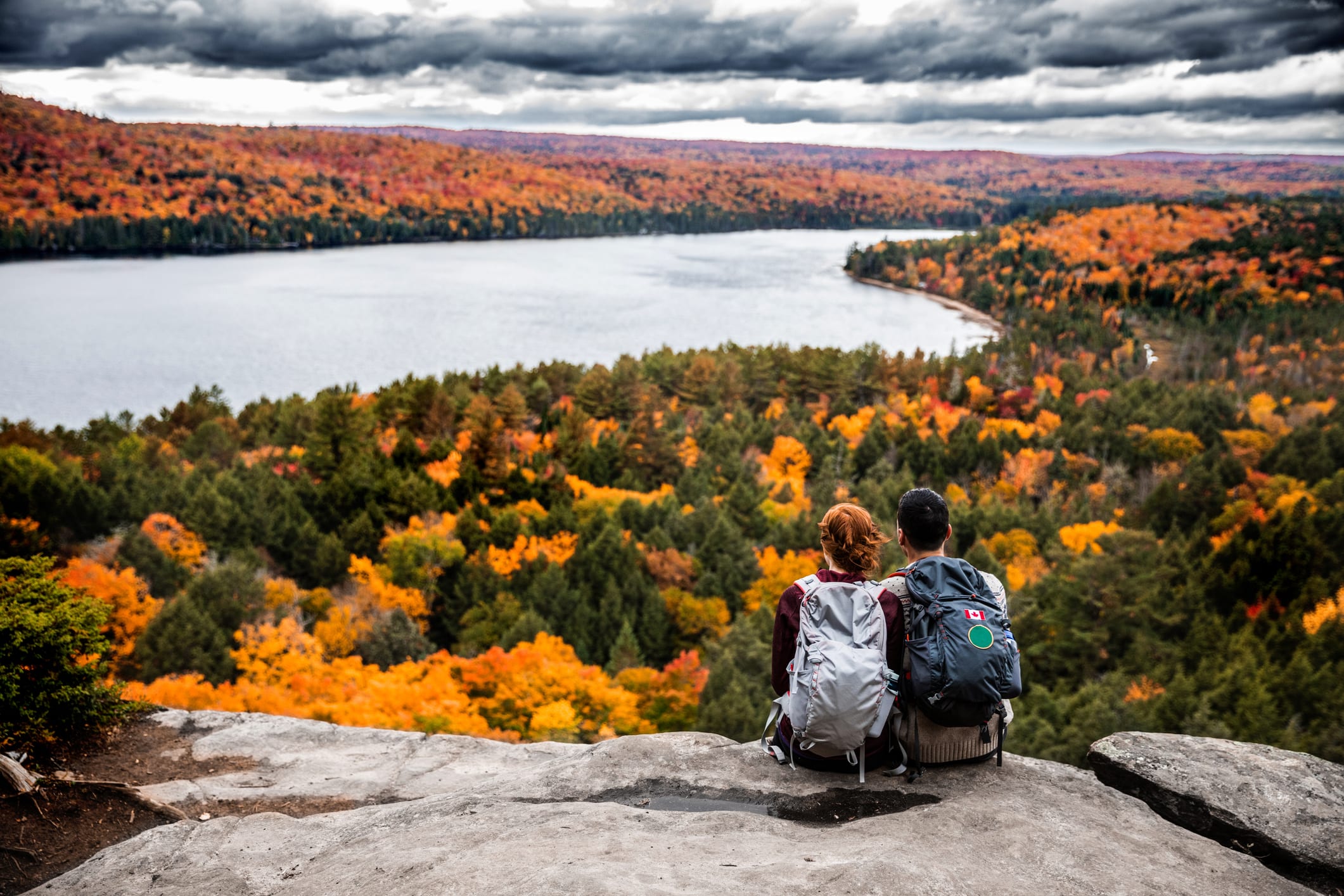 10 tips for taking a budget-friendly trip this fall