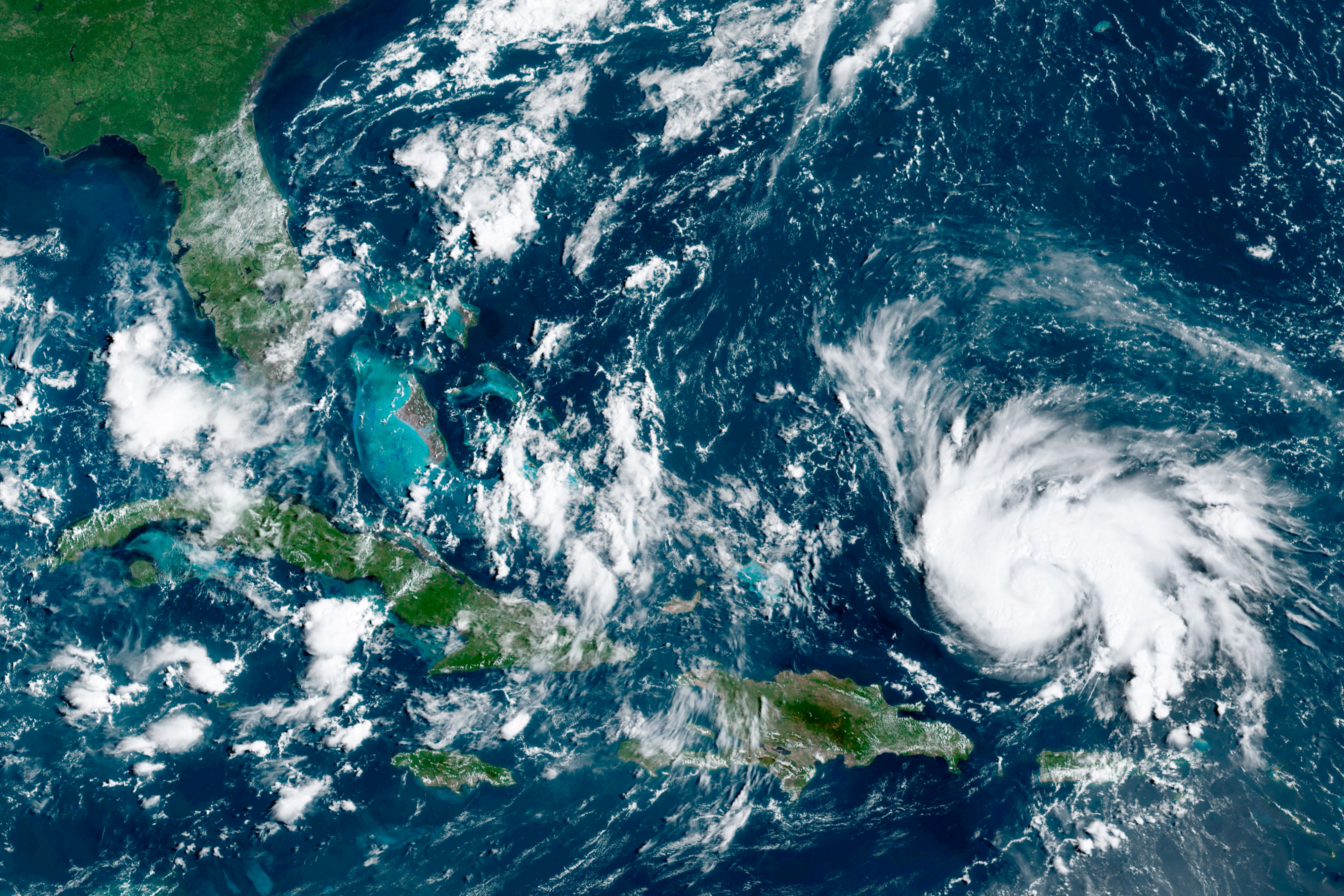 Hospitals prepare for Hurricane Dorian, on pace for Florida