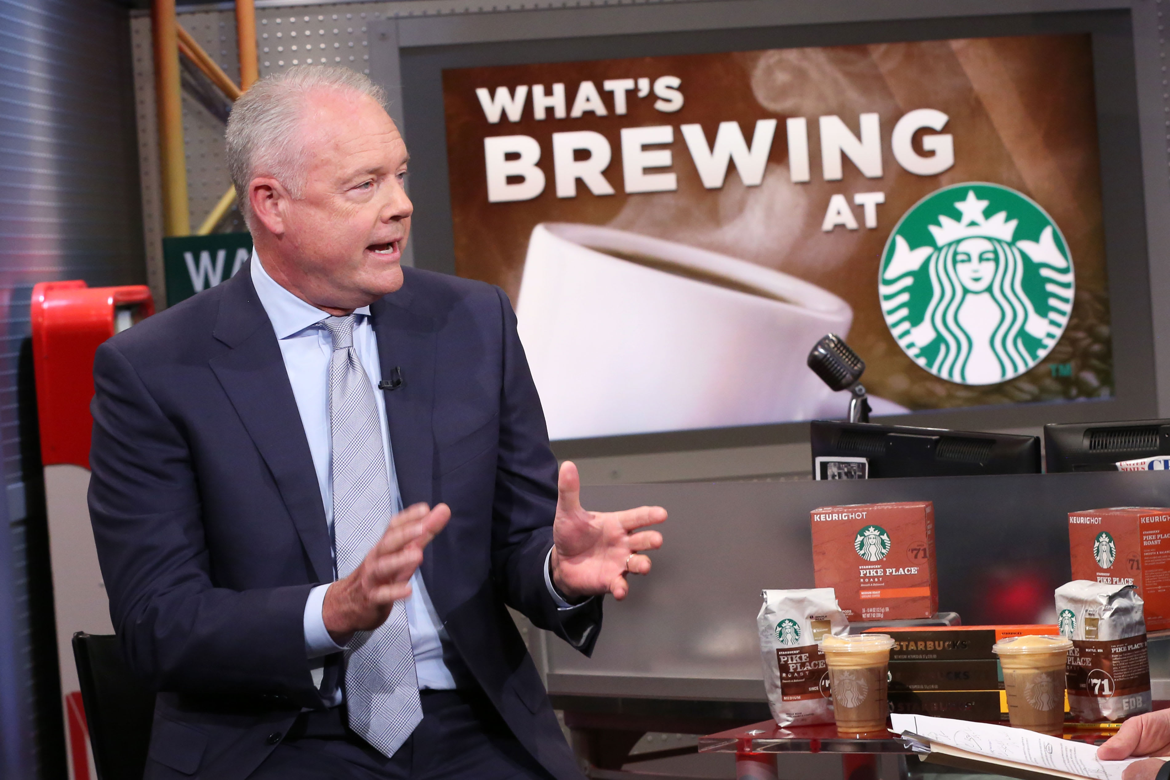 Starbucks CEO: No signs of recession