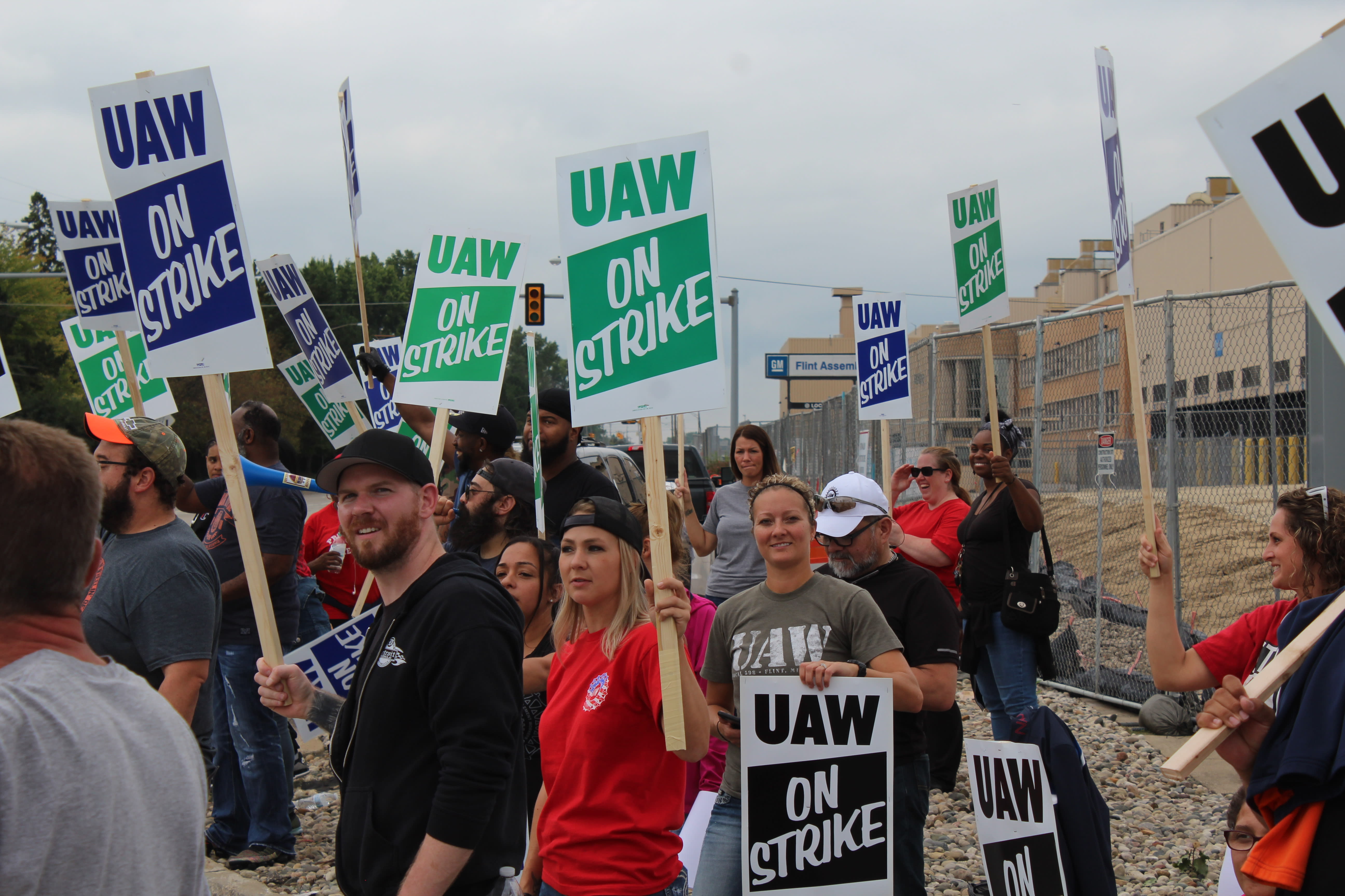GM, White House deny Politico report of administration involvement in UAW talks