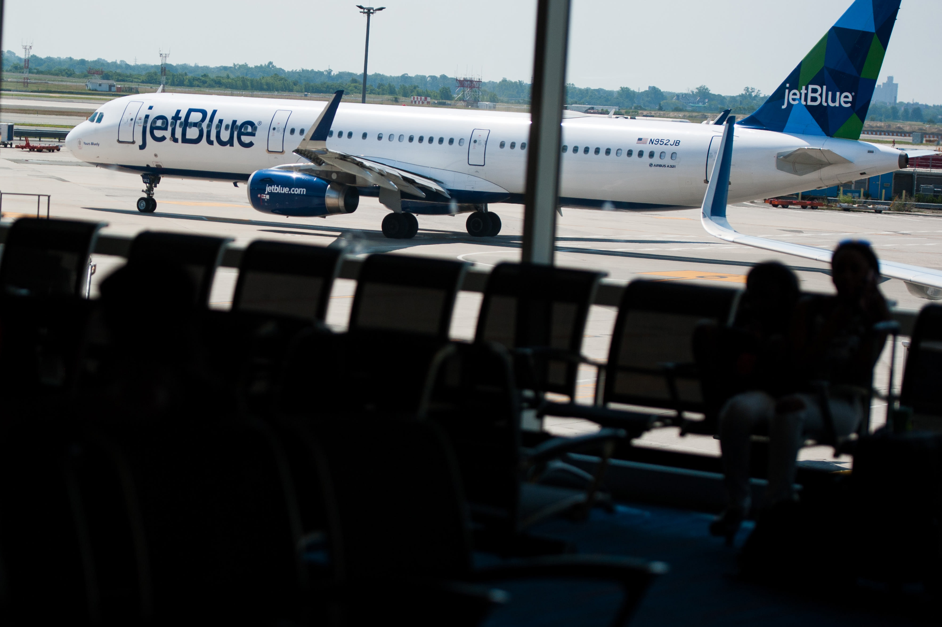 JetBlue slides after lowering guidance on Dorian, demand concerns