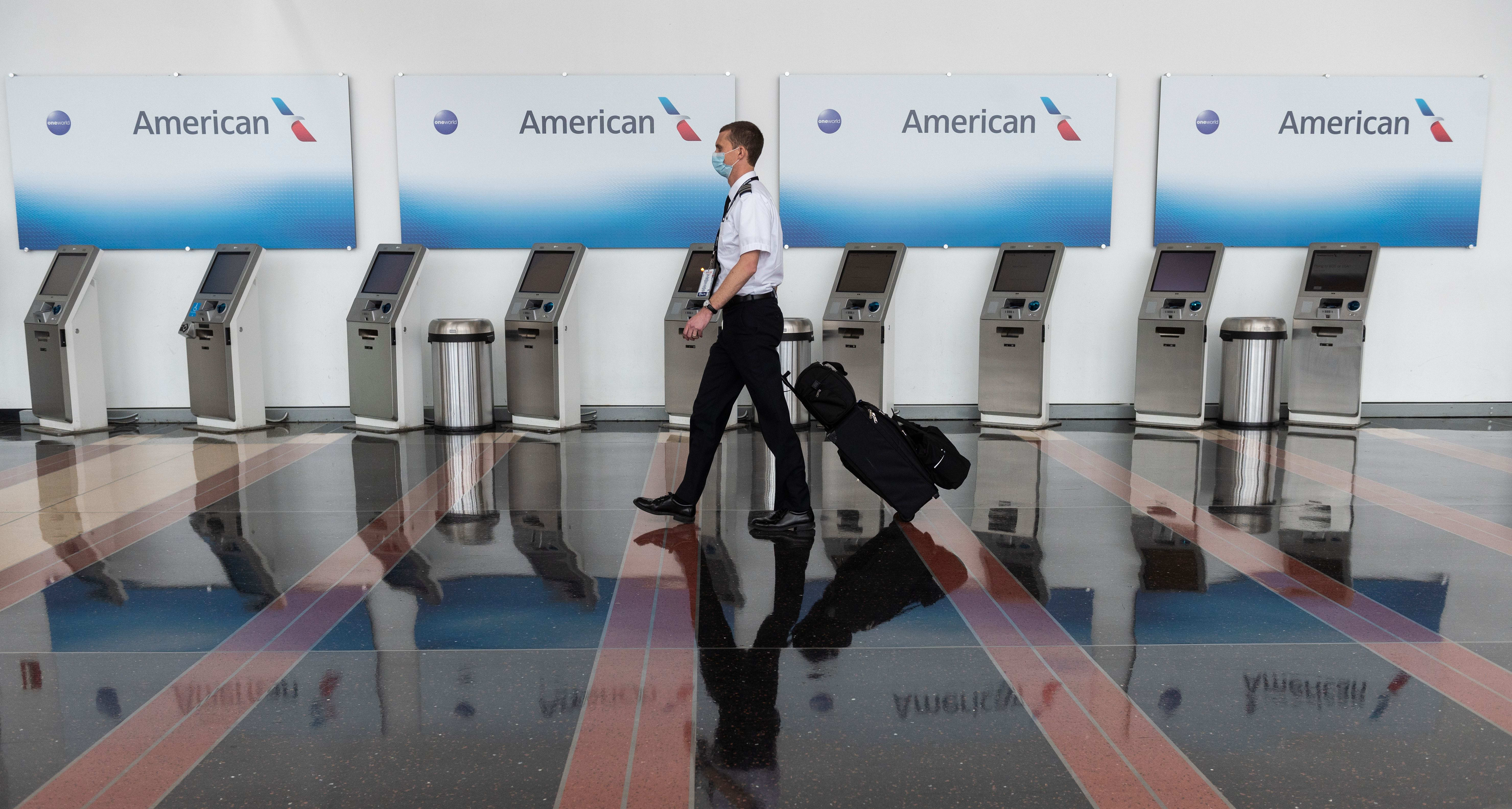American Airlines offers severance packages to high-level executives