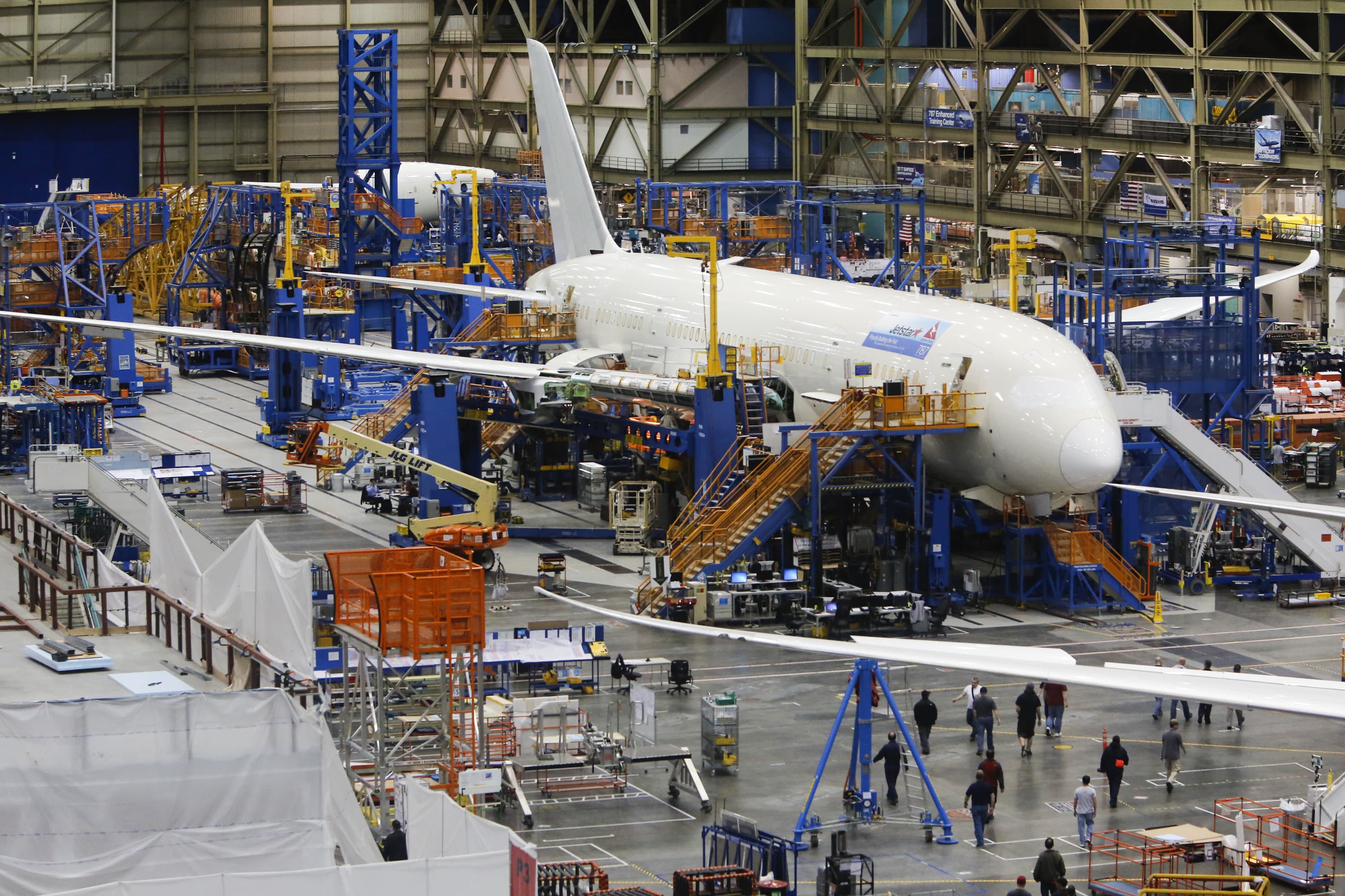 Boeing trims 787 production target, citing pandemic, slower deliveries