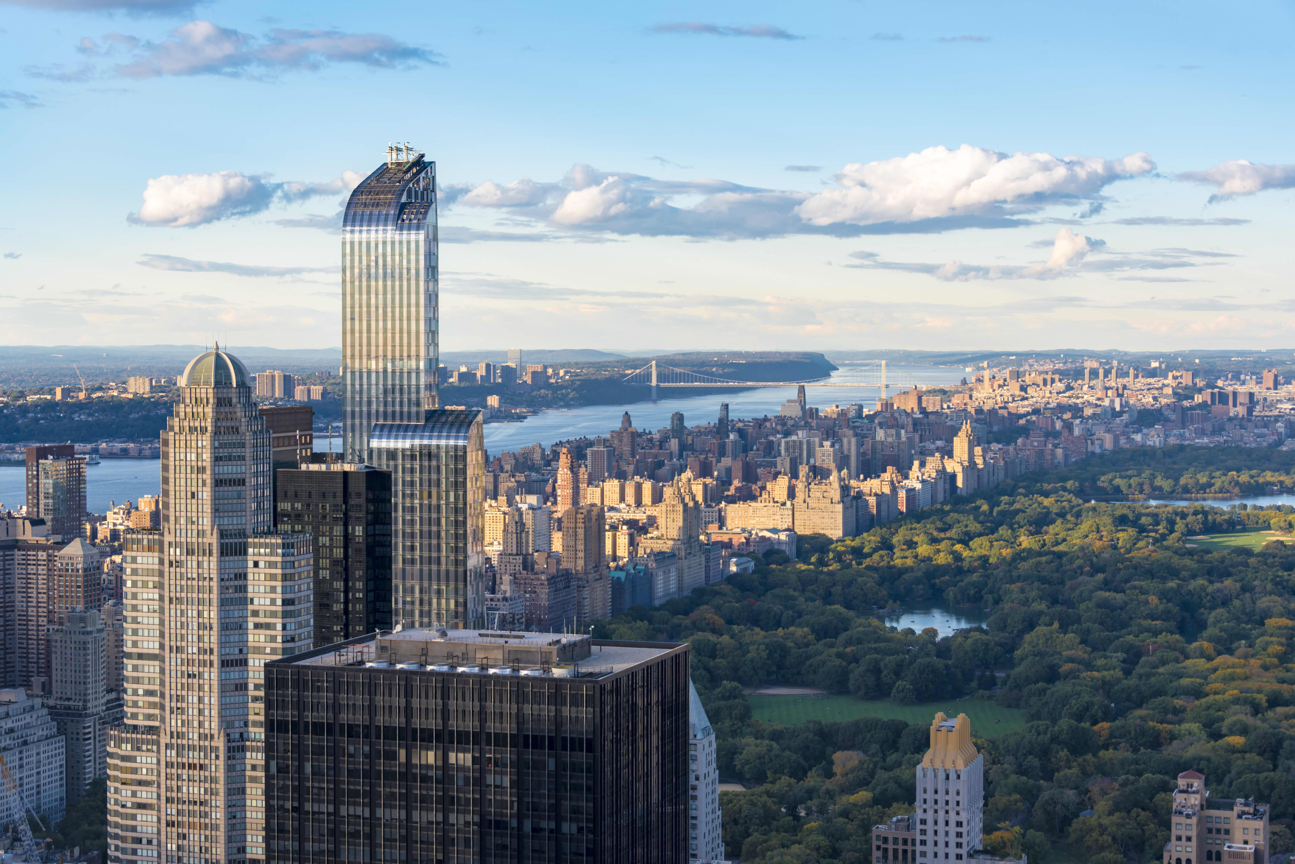 Manhattan apartment seller takes $12 million loss on One57 condo
