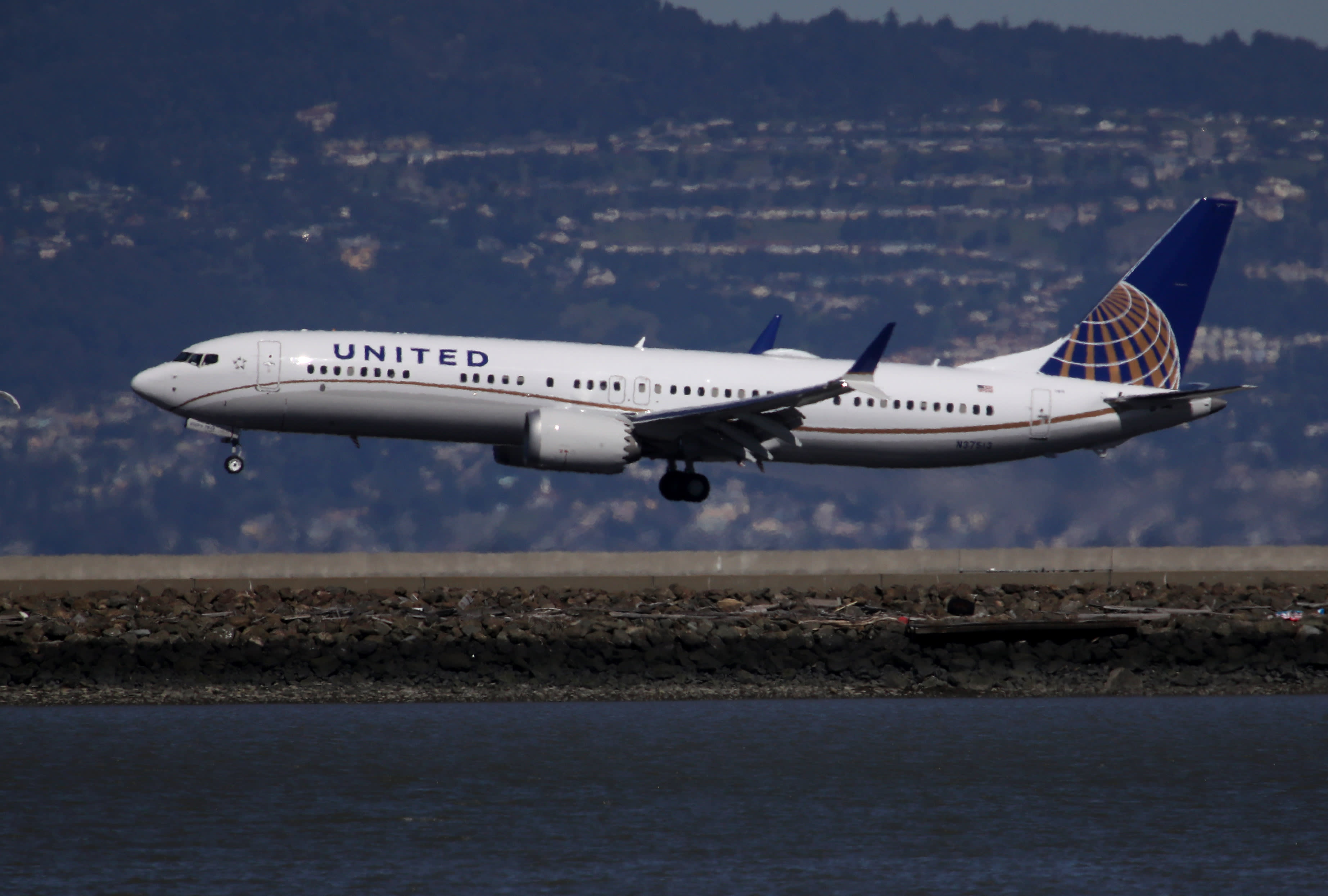 United Airlines getting first 737 Max from Boeing since 20-month grounding
