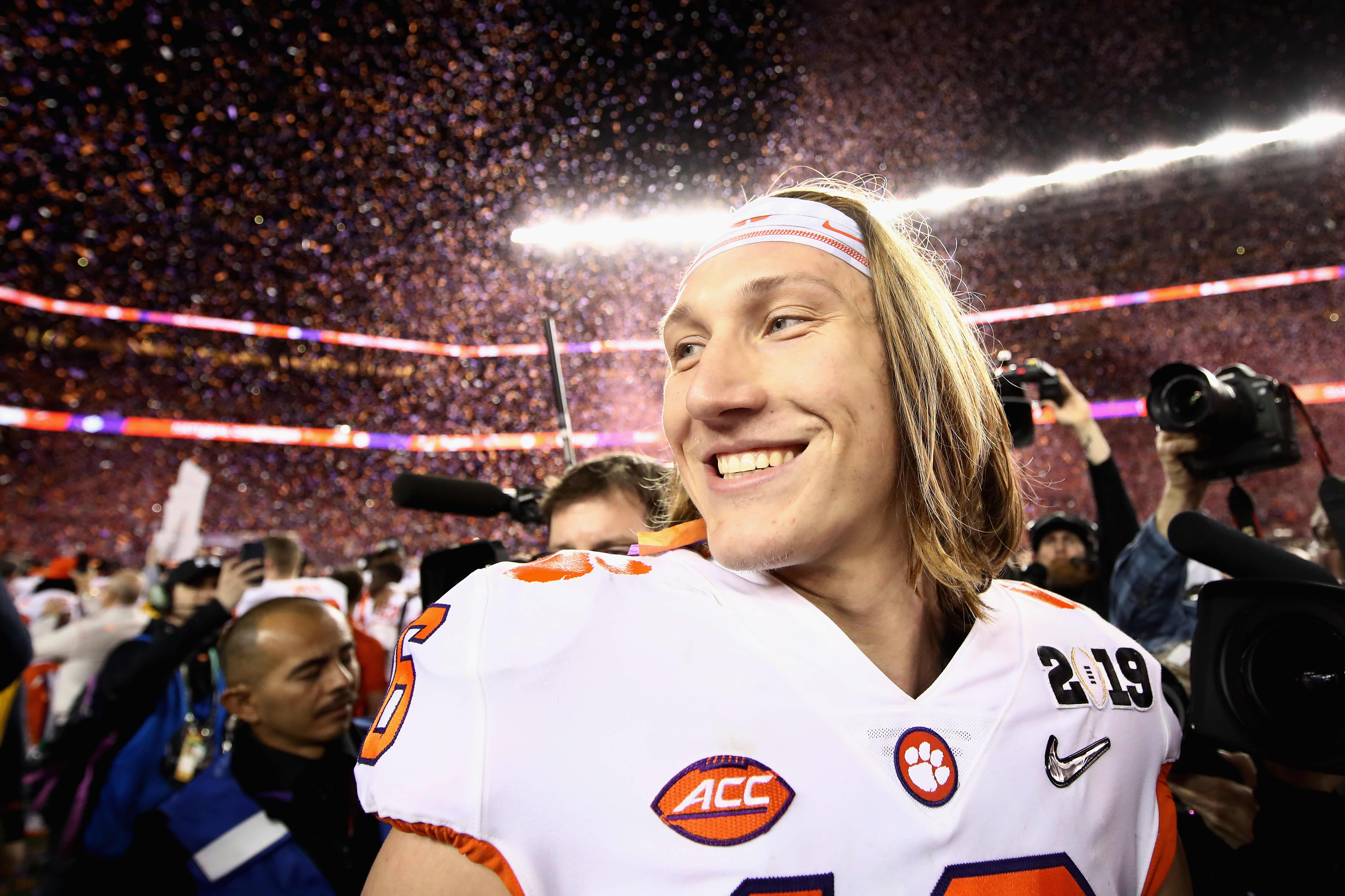 Trevor Lawrence reaches multiyear deal with Fanatics over memorabilia rights