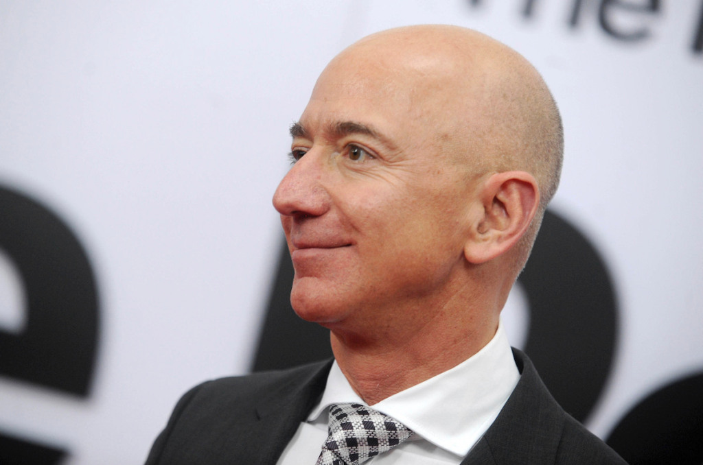 Bezos Gives $200 M. to Air and Space Museum, Amrita Sher-Gil Painting Smashes Record, and More: Morning Links for July 15, 2021