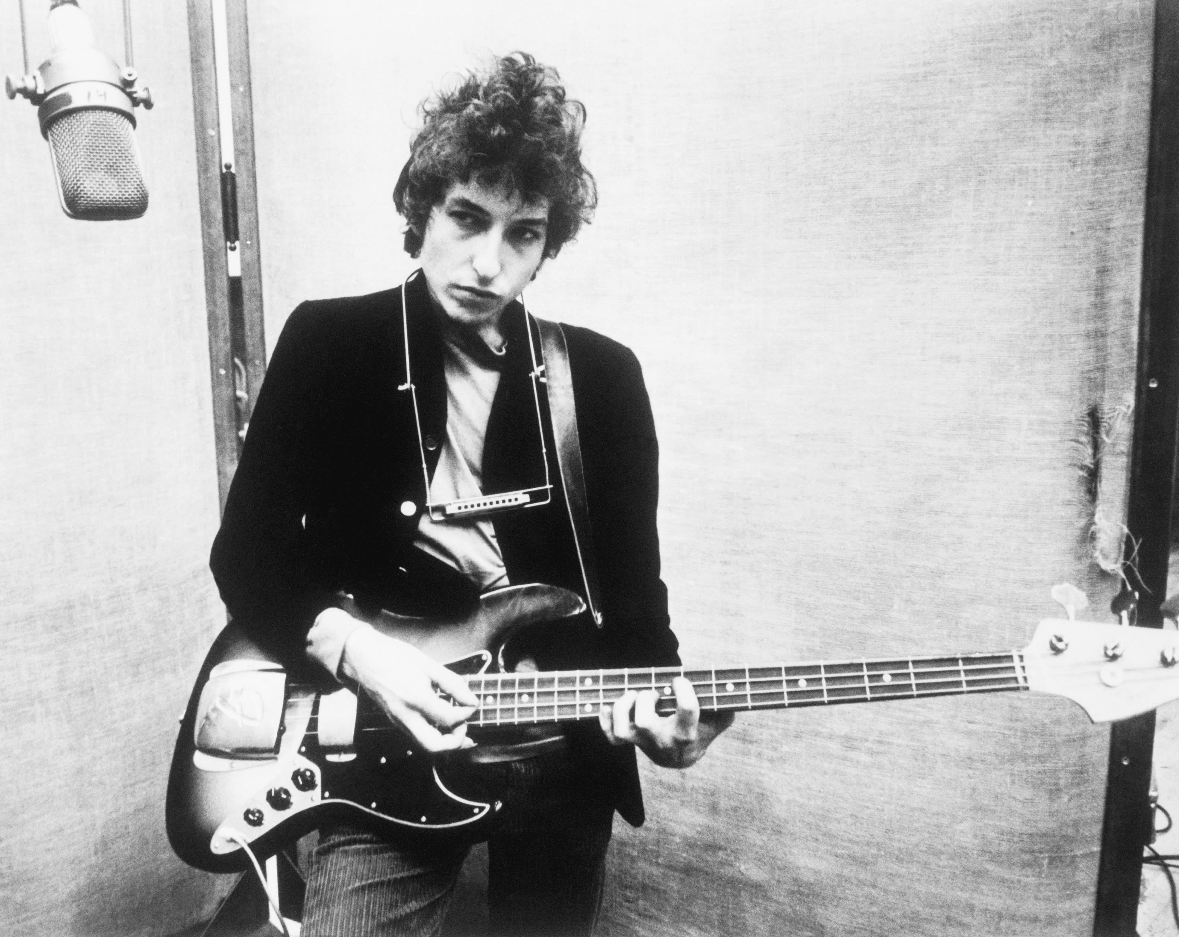 Woman sues Bob Dylan, alleging he sexually abused her in 1965, when she was 12