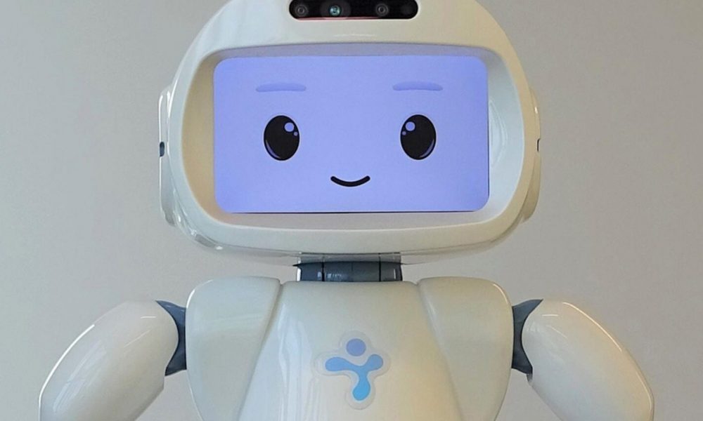 Revolutionizing Dementia Care: QT Robot Sparks Hope for a Brighter ...